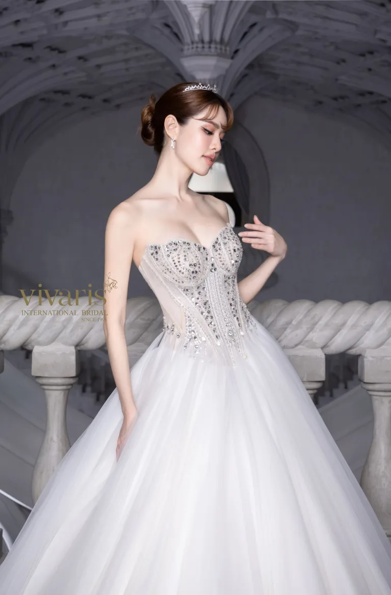 vivaris weddingdress with grace