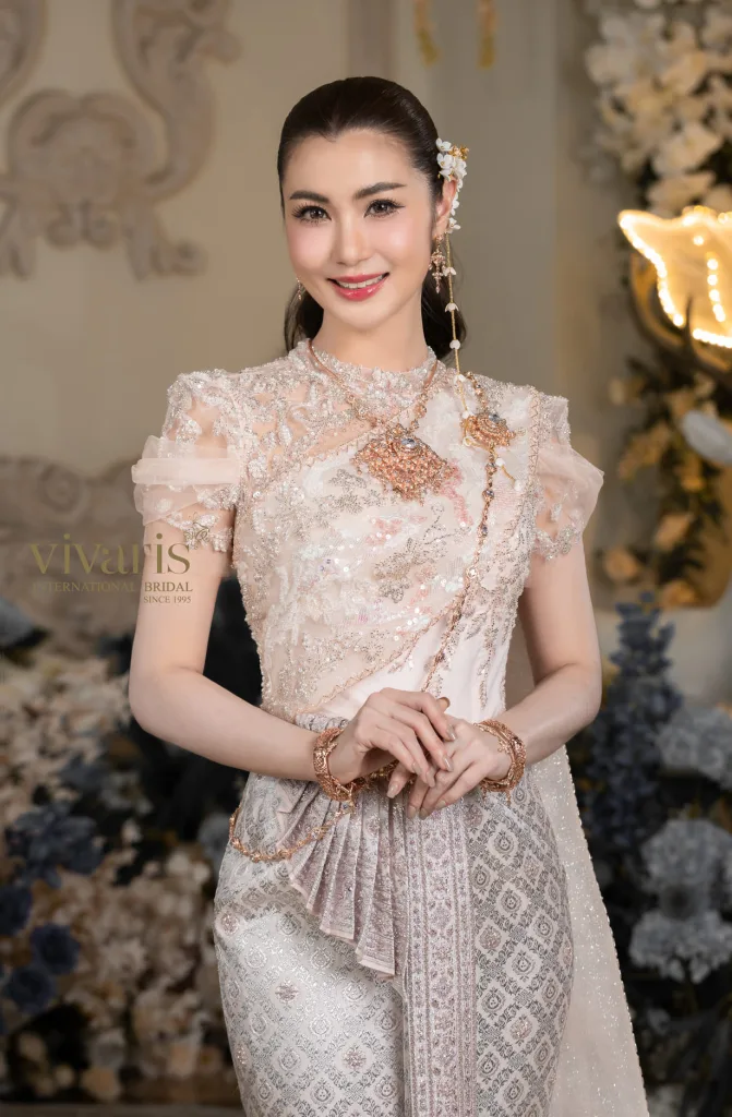 ชุดแต่งงานไทย_จ๊ะจ๋า